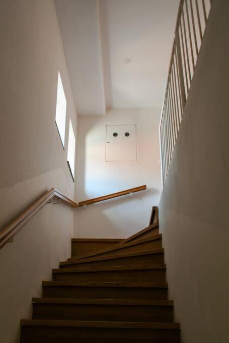 Apartma Stairway To *